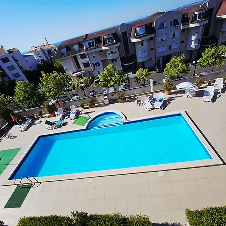 кара миа شقة *